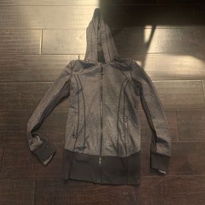 LULULEMON JACKET